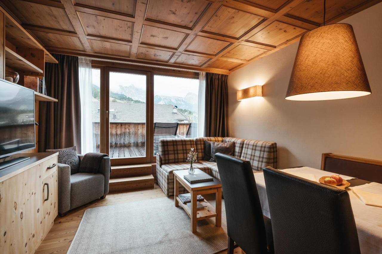 Lagacio Hotel Mountain Residence San Cassiano  Exteriér fotografie