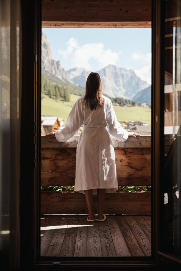 Lagacio Hotel Mountain Residence San Cassiano  Exteriér fotografie